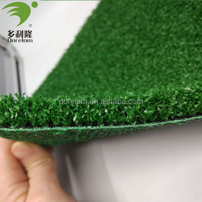 SGS Certified Green Lawn Mini Golf Course Turf Artificial Grass Included