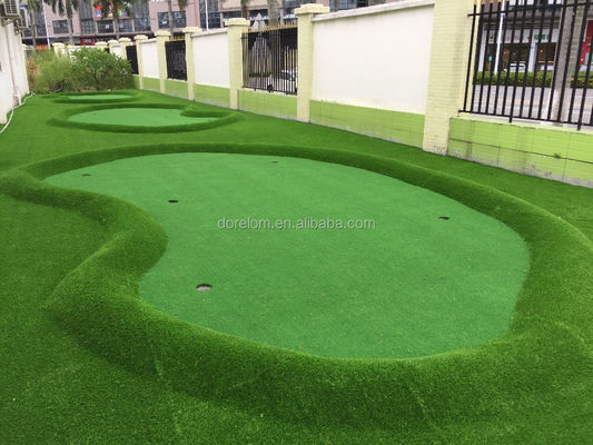 SGS Certified Green Lawn Mini Golf Course Turf Artificial Grass Included
