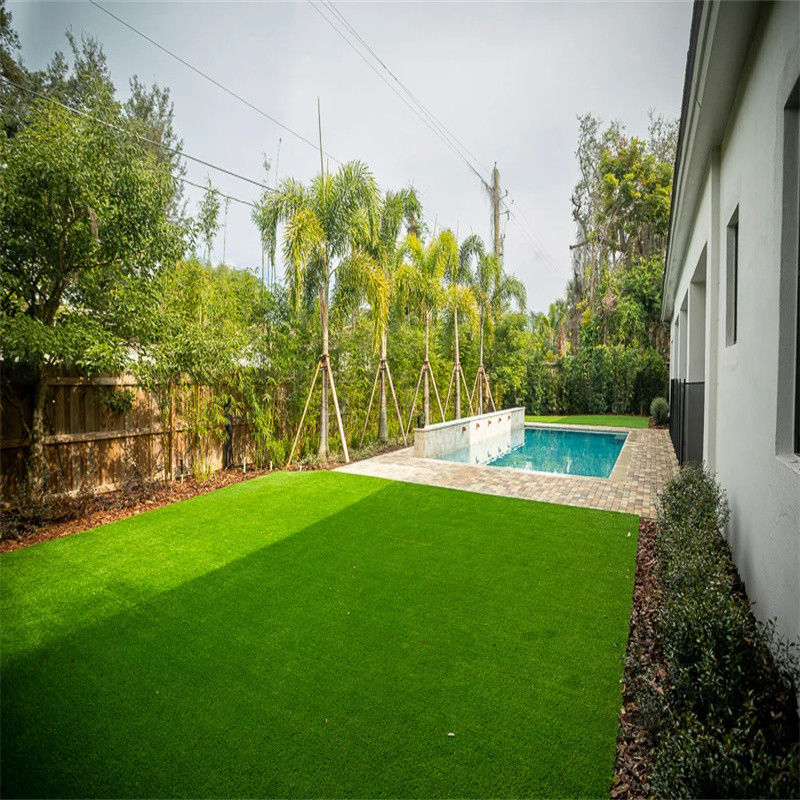 Custom 30-50mm Green Red White Black Pink Blue Color Synthetic Turf Carpet for Garden